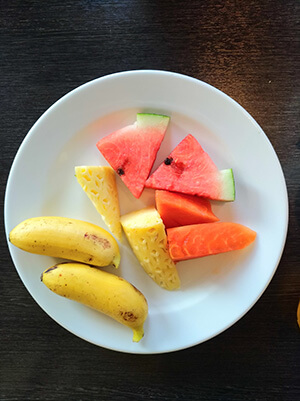 Millennium Resort Patong Phuket 5* фрукты на завтрак