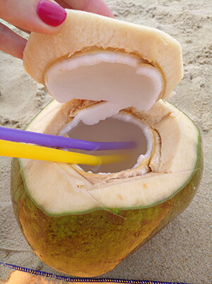 Пляж Патонг, Пхукет, Таиланд: кокос